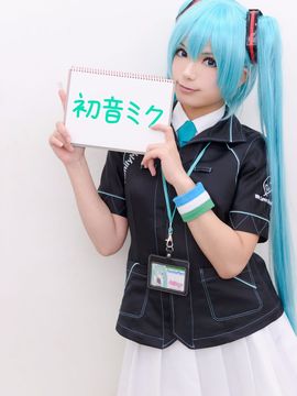 VOCALOID – Miku x Meiko x Luka x Rin cosplay_194