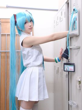 VOCALOID – Miku x Meiko x Luka x Rin cosplay_198