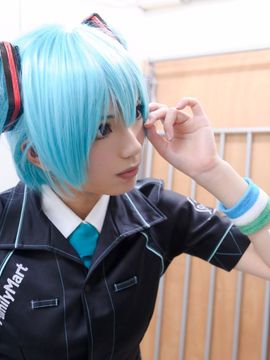 VOCALOID – Miku x Meiko x Luka x Rin cosplay_203