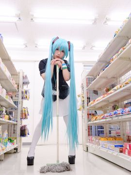 VOCALOID – Miku x Meiko x Luka x Rin cosplay_209