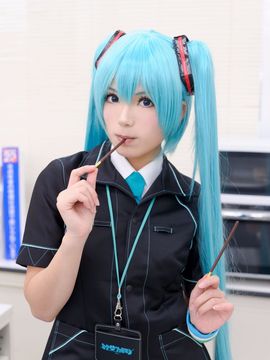 VOCALOID – Miku x Meiko x Luka x Rin cosplay_227