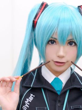 VOCALOID – Miku x Meiko x Luka x Rin cosplay_229