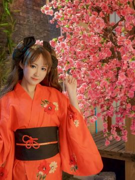 嘛， 夏天当然是要穿浴衣啊！远坂凛浴衣ver COS_[远坂凛 浴衣ver.] (1)