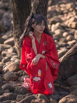 嘛， 夏天当然是要穿浴衣啊！远坂凛浴衣ver COS_【FSN】泣いてるヒマなんかない 涙忘れていたけど (2)