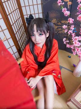嘛， 夏天当然是要穿浴衣啊！远坂凛浴衣ver COS_【cos正片】远坂凛浴衣☆ (6)