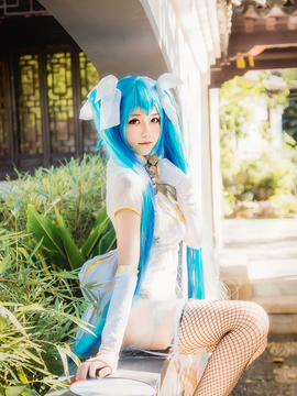 《VOCALOID家族》初音未来魅力旗袍登场 C O S P L A Y_初音未来魅力旗袍登场 C O S (25)