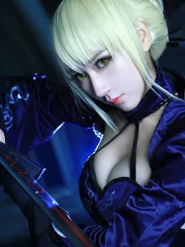 Saber黑王二设C O S P L A Y_saber alter!! (5)