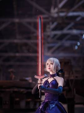 Saber黑王二设C O S P L A Y_----alter fate Saber十周年礼服---- (2)