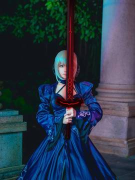 Saber黑王二设C O S P L A Y_【COS正片】黑saber (9)