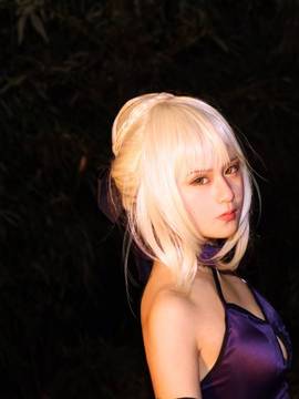 Saber黑王二设C O S P L A Y_黑saber (2)