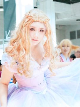 《灰姑娘仙蒂瑞拉》2015迪斯尼斯嘉丽版C O S P L A Y_【场照预告】要与我共舞吗？ (2)