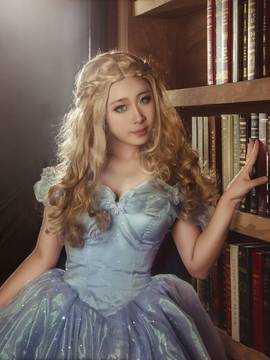 《灰姑娘仙蒂瑞拉》2015迪斯尼斯嘉丽版C O S P L A Y_Love，kind and brave (8)