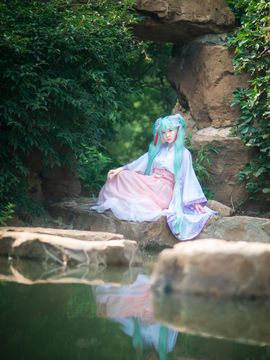 《VOCALOID》初音未来中秋明月C O S P L A Y_【中秋miku】 (5)
