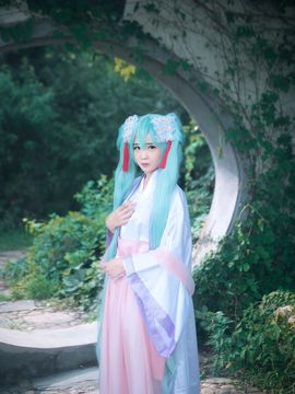 《VOCALOID》初音未来中秋明月C O S P L A Y