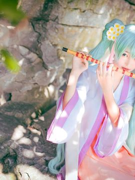 《VOCALOID》初音未来中秋明月C O S P L A Y_中秋~miku (5)