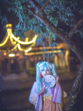《VOCALOID》初音未来中秋明月C O S P L A Y_【中秋初音】今夜月明 (2)
