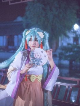 《VOCALOID》初音未来中秋明月C O S P L A Y_【中秋初音】今夜月明 (3)