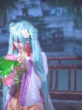 《VOCALOID》初音未来中秋明月C O S P L A Y_【中秋初音】今夜月明 (8)
