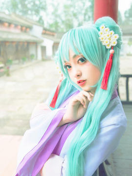 《VOCALOID》初音未来中秋明月C O S P L A Y_MIKU中秋赏月 (3)