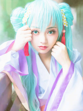 《VOCALOID》初音未来中秋明月C O S P L A Y_MIKU中秋赏月 (5)