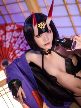 《Fate Grand Ordert》千红万紫・神力鬼毒酒吞童子 C O S P L A Y_fgo--酒吞童子 (1)