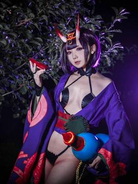 《Fate Grand Ordert》千红万紫・神力鬼毒酒吞童子 C O S P L A Y_【万分感谢你召唤妾身至此。妾身会比较为所欲为，没关系吧~？】 (3)