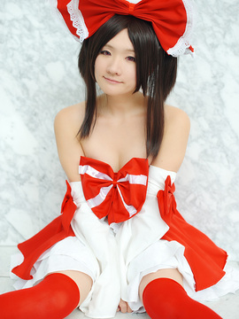 Reimu Hakurei (Touhou Project) by Kishigami Hana_007