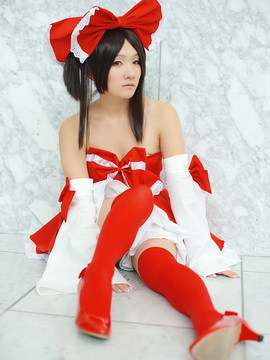 Reimu Hakurei (Touhou Project) by Kishigami Hana_008