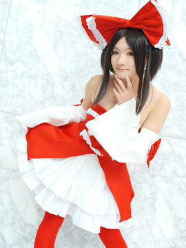 Reimu Hakurei (Touhou Project) by Kishigami Hana_014