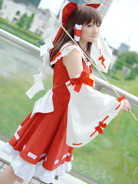 Reimu Hakurei (Touhou Project) by Kishigami Hana_021