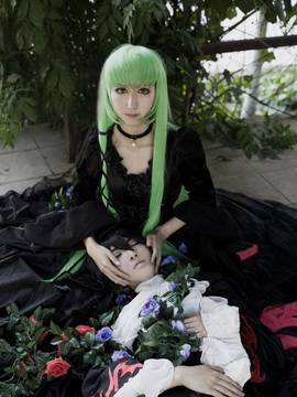 《叛逆的鲁路修》C.C.女王礼服 C O S P L A Y_【COS正片】叛逆的鲁鲁修—CD封面黑礼服 (1)