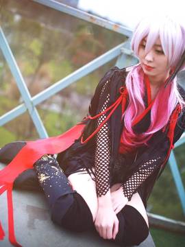 《EGOIST》Kabaneri Of The Iron Fortress version C O S P L A Y_甲铁城的卡巴内瑞op唱片封面 (5)