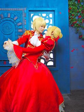 《FateExtra》尼禄转性双人舞会 C O S P L A Y_尼禄转性双人舞会 C O S (6)