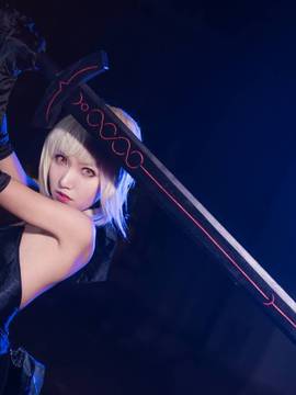 《Fate stay night》saber小礼服 C O S P L A Y_FateGrand Order 黑saber 满破 (7)