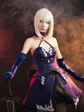 《Fate stay night》saber小礼服 C O S P L A Y_阿尔托莉雅·潘德拉贡 Alter (1)