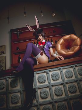 《中二病也要谈恋爱！恋》小鸟游六花兔子女郎 C O S P L A Y_小鸟游六花兔子女郎 C O S (4)