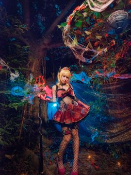 《lovelive！》绚濑绘里小恶魔 C O S P L A Y_这黑暗的夜晚，是属于我的世界…… (8)