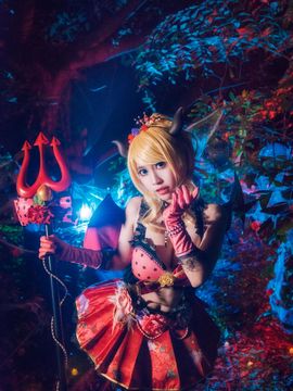 《lovelive！》绚濑绘里小恶魔 C O S P L A Y_这黑暗的夜晚，是属于我的世界…… (13)