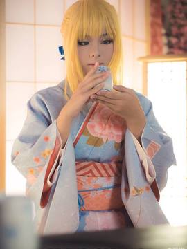 《Fate Stay Night》Saber晴着ver.~吾王和服新年挂画 C O S P L A Y_唔王 （现在才睡醒发现是2017 (4)