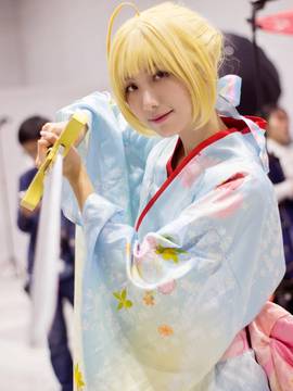 《Fate Stay Night》Saber晴着ver.~吾王和服新年挂画 C O S P L A Y_冬典saber晴着cos游场返图 (3)