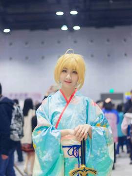 《Fate Stay Night》Saber晴着ver.~吾王和服新年挂画 C O S P L A Y_冬典saber晴着cos游场返图 (4)