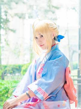 《Fate Stay Night》Saber晴着ver.~吾王和服新年挂画 C O S P L A Y_啊……分享一只温柔的saber (2)