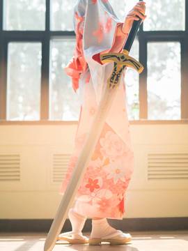 《Fate Stay Night》Saber晴着ver.~吾王和服新年挂画 C O S P L A Y_啊……分享一只温柔的saber (9)