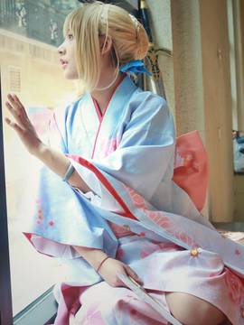 《Fate Stay Night》Saber晴着ver.~吾王和服新年挂画 C O S P L A Y_啊……分享一只温柔的saber (10)