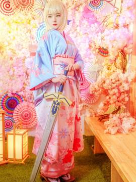 《Fate Stay Night》Saber晴着ver.~吾王和服新年挂画 C O S P L A Y_观众朋友们，想死你们啦！ (11)