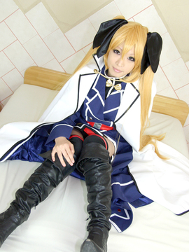 [えらん] あらい夜魅 コスプレ写真集 vol.3_003