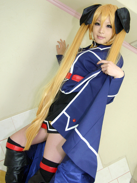 [えらん] あらい夜魅 コスプレ写真集 vol.3_021