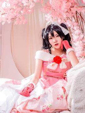《LoveLive!》矢泽妮可踏舞会 C O S P L A Y_舞会妮可-一起跳舞吧 (3)
