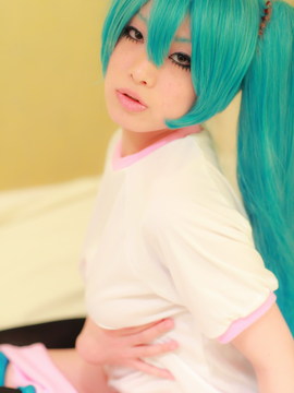 [NightCharm] ミク脱いじゃいました。_321