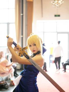 《FateGrand Order》extella saber礼服 C O S P L A Y_saber cos蓝礼服设定集 (1)